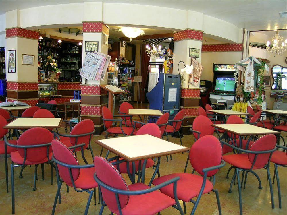 Hotel Dei Platani Rimini Dış mekan fotoğraf