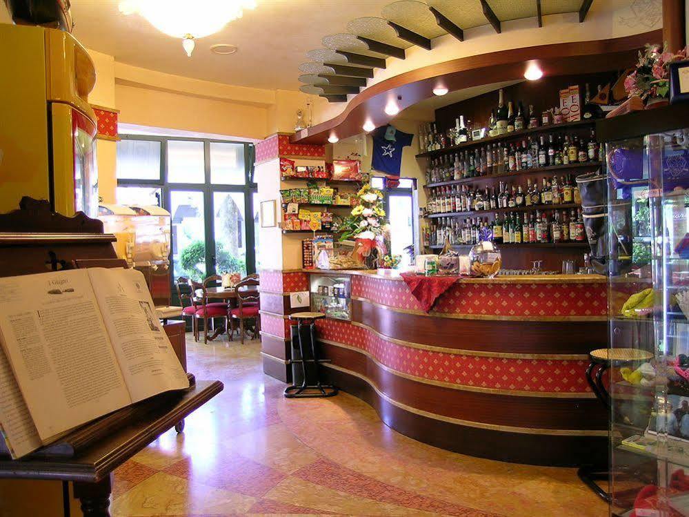 Hotel Dei Platani Rimini Dış mekan fotoğraf